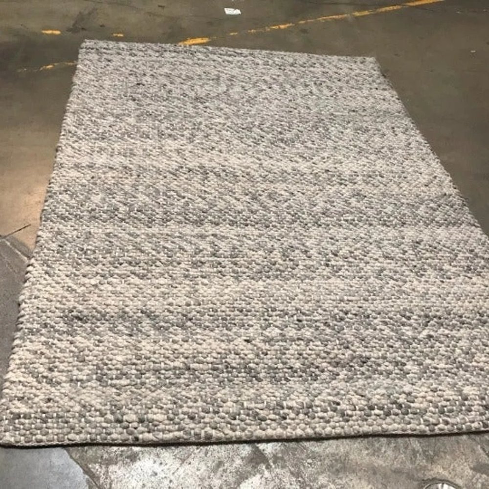 Heavy knit wool natural woven carpet 5x7 feet 5'x7 'new